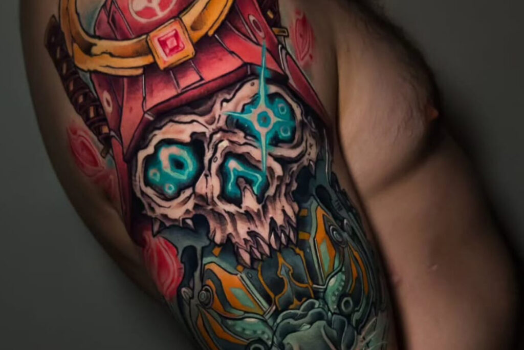 Tatuoija Adrian Suezin tekemä pääkallo-tatuointi.