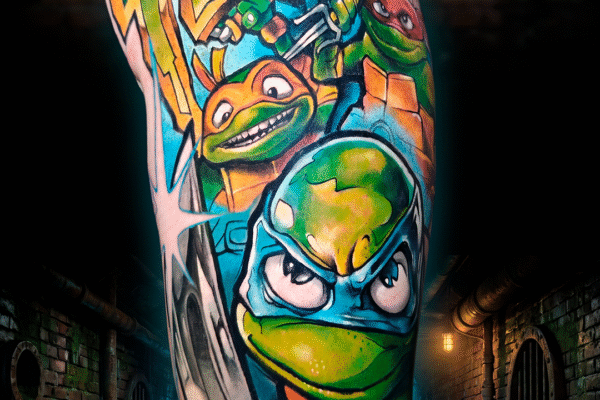 Turtles tai TNMT aiheinen tatuointi, jonka on tehnyt Ilari Musta Leima tatuointiliikkeestä Helsingistä.